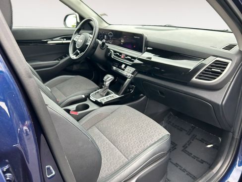 Used 2024 Kia Seltos S AWD/4WD image 26