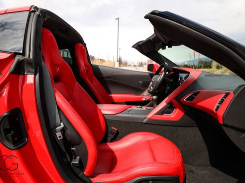 Used 2016 Chevrolet Corvette Z06 w/ 3LZ Preferred Equipment Group image 36