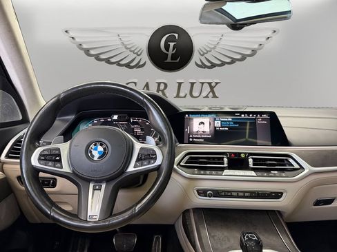Used 2020 BMW X7 M50i w/ Dynamic Handling Package AWD/4WD image 10
