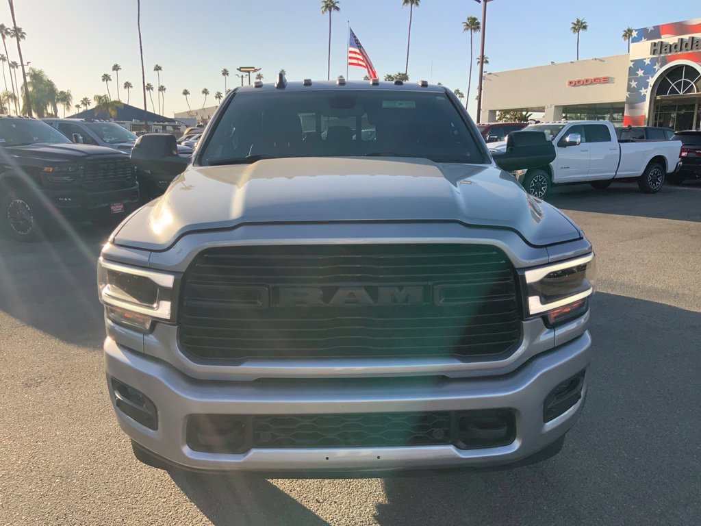 Used 2022 RAM 2500 Laramie AWD/4WD image 2
