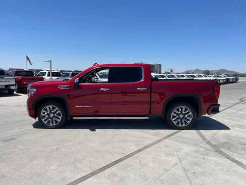 Used 2023 GMC Sierra 1500 Denali w/ Denali Reserve Package AWD/4WD image 5
