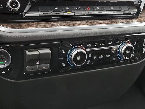 New 2026 GMC Sierra 1500 Elevation AWD/4WD image 13