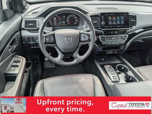 Used 2025 Honda Ridgeline Black Edition image 8