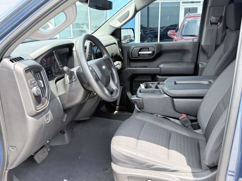 Used 2024 Chevrolet Silverado 1500 Custom RWD image 9