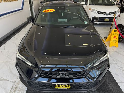 Used 2025 Honda Civic Sport image 2