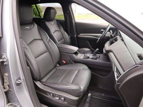 Used 2023 Cadillac XT4 Premium Luxury AWD/4WD image 27