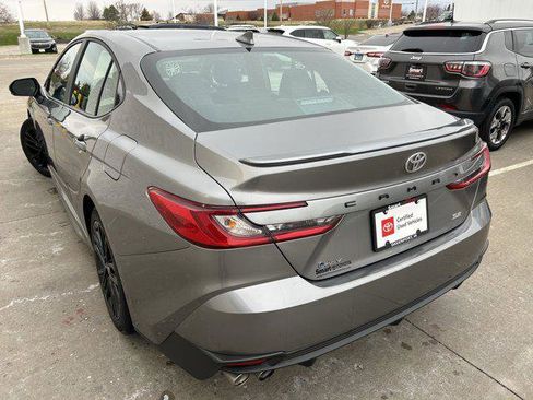 Certified 2025 Toyota Camry SE FWD image 4
