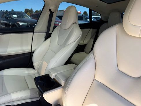 Used 2019 Tesla Model S Performance AWD/4WD image 35