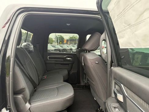 New 2026 RAM 2500 Big Horn AWD/4WD image 31