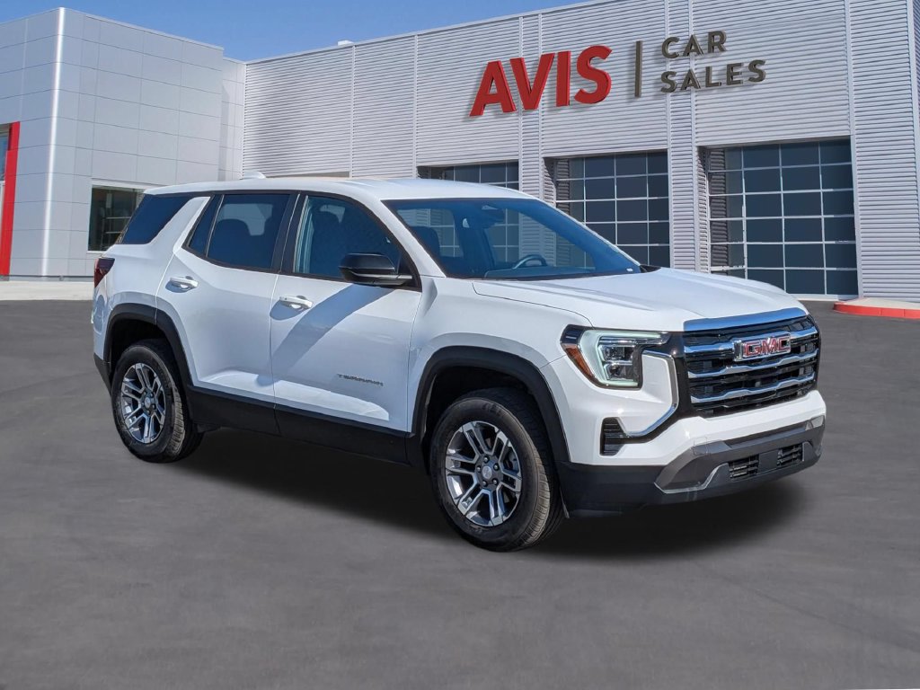 Used 2026 GMC Terrain Elevation FWD image 3