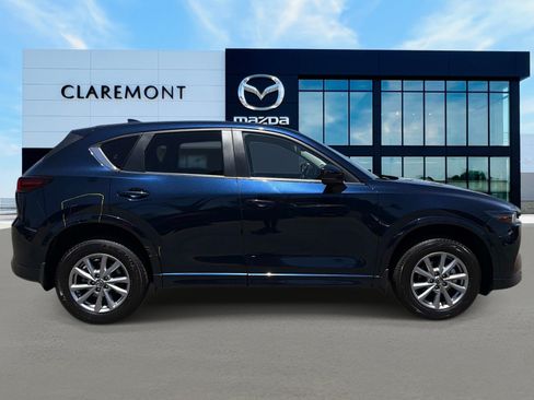 Used 2024 MAZDA CX-5 AWD 2.5 S w/ Preferred Package image 4