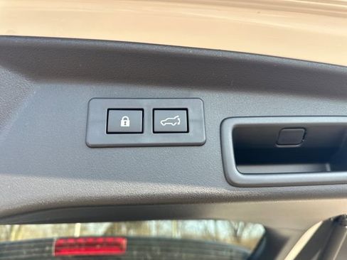 New 2026 Subaru Outback Premium image 18