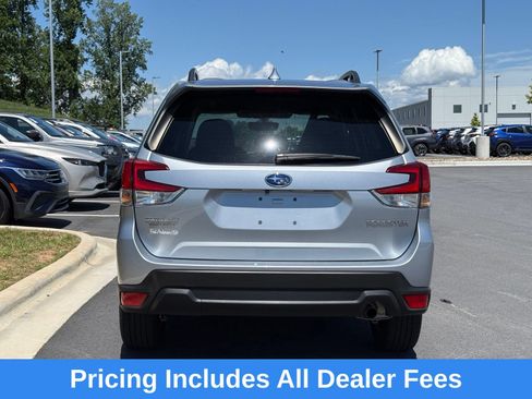 Certified 2023 Subaru Forester Premium AWD/4WD image 10