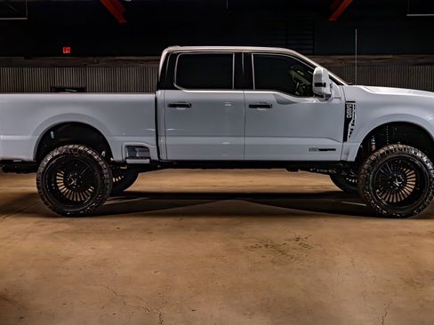 Used 2026 Ford F250 King Ranch w/ Chrome Package AWD/4WD image 11