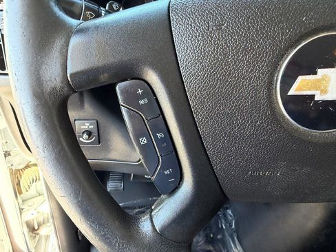 Used 2020 Chevrolet Express 3500 w/ Power Convenience Package RWD image 16