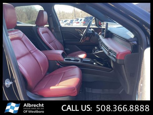 Used 2023 Lincoln Corsair Reserve w/ Equipment Group 201A image 21