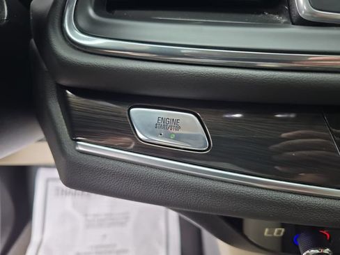 Certified 2021 Buick Enclave Essence w/ Sound and Sites Package FWD image 28