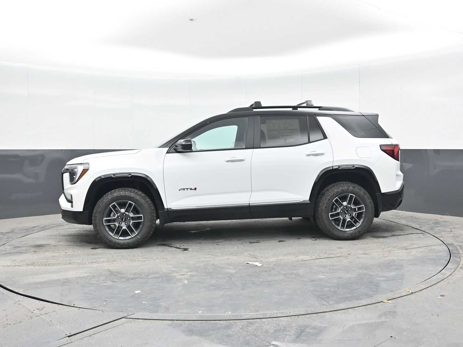 New 2027 GMC Terrain AT4 w/ LPO, Hit The Road Package AWD/4WD image 4