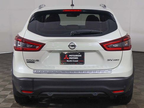 Used 2022 Nissan Rogue Sport SV w/ Technology Package AWD/4WD image 11