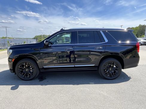 Used 2023 GMC Yukon Denali AWD/4WD image 6