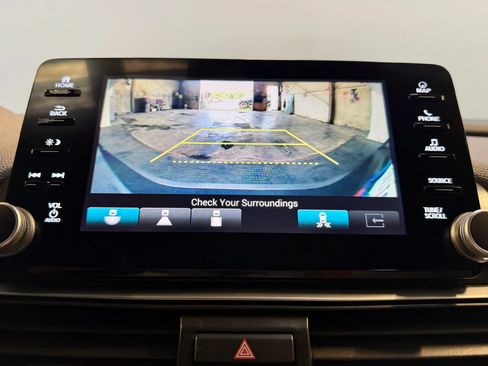 Used 2018 Honda Accord Touring image 20