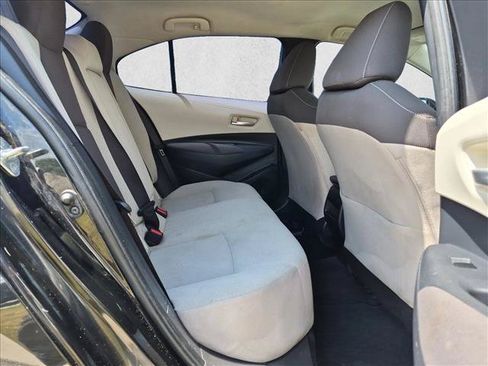 Used 2021 Toyota Corolla LE FWD image 16