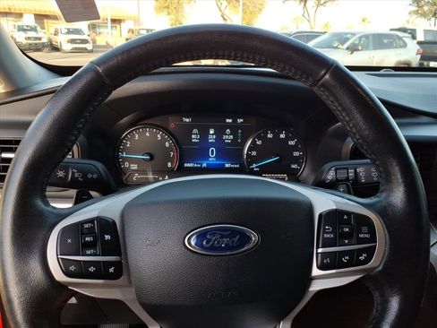 Certified 2021 Ford Explorer XLT w/ Class III Trailer Tow Package image 19