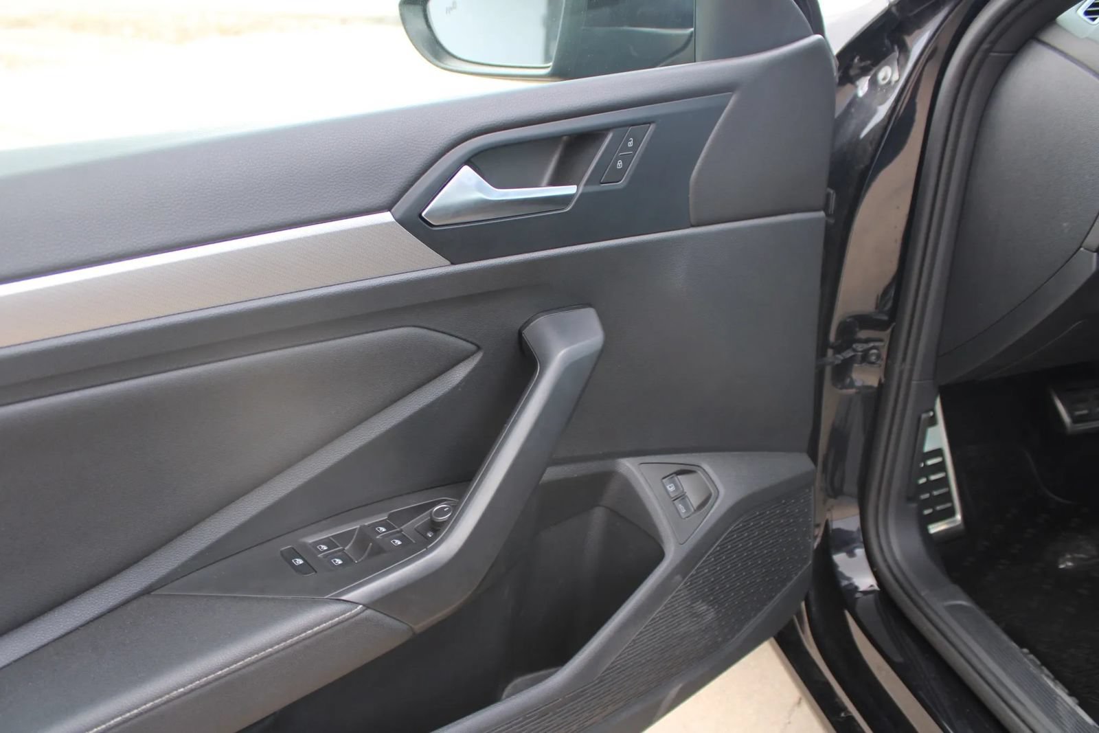 Used 2024 Volkswagen Jetta Sport FWD image 16