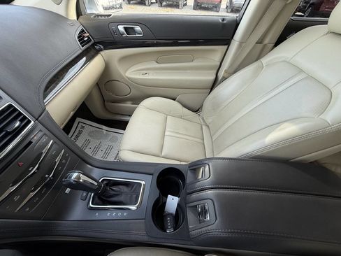 Used 2014 Lincoln MKT AWD w/ Equipment Group 201A image 25