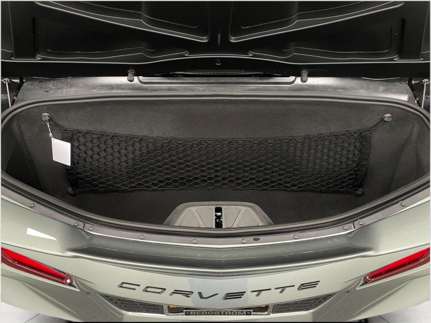 Used 2023 Chevrolet Corvette Stingray Preferred Conv w/ Z51 Performance Package RWD image 7
