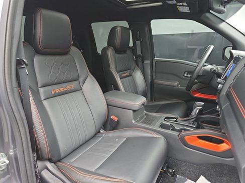 Used 2023 Nissan Frontier PRO-4X w/ Pro-4X Premium Package image 49