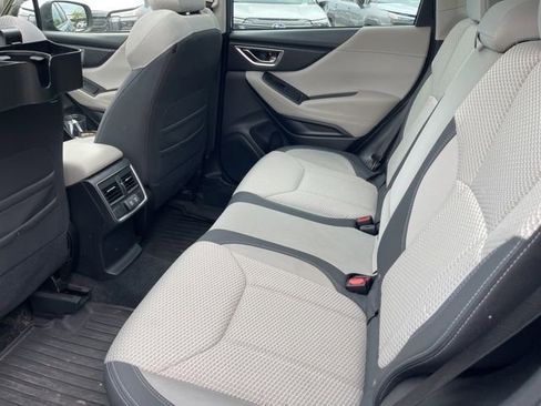 Used 2022 Subaru Forester Premium image 14