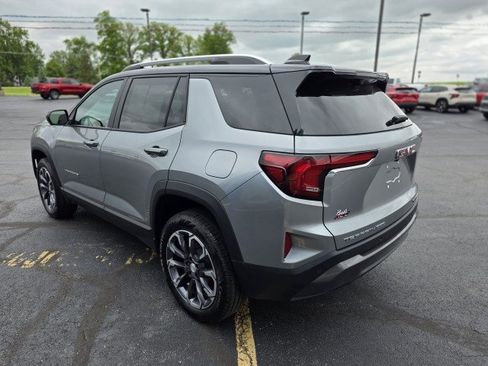 Used 2026 GMC Terrain Elevation w/ Elevation Premium Package AWD/4WD image 4