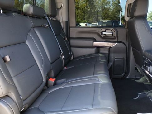 Used 2020 Chevrolet Silverado 2500 LTZ w/ Technology Package image 27