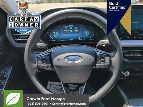 Used 2025 Ford Escape Platinum AWD/4WD image 16