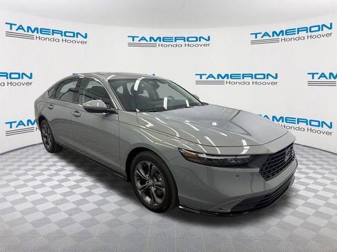 Used 2025 Honda Accord EX-L image 7
