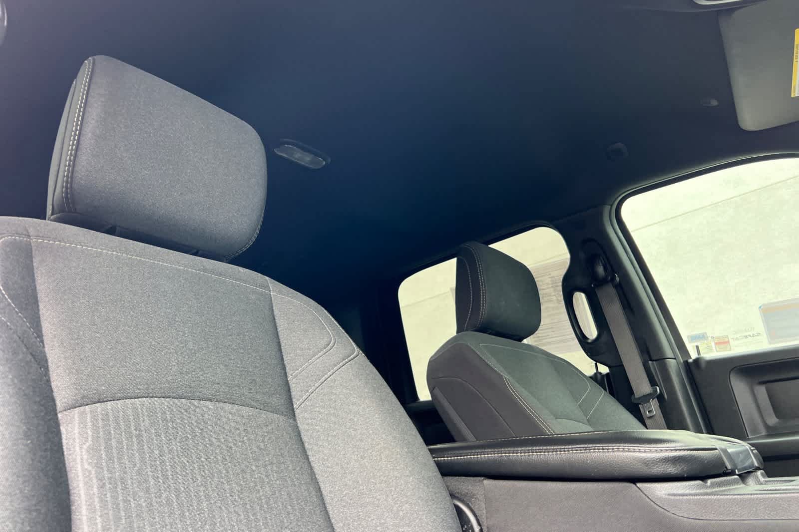 Used 2022 RAM 3500 Tradesman AWD/4WD image 17