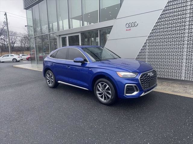 Used 2023 Audi Q5 2.0T Premium w/ Convenience Package AWD/4WD image 1