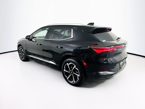 Used 2024 Chevrolet Equinox EV LT FWD image 5