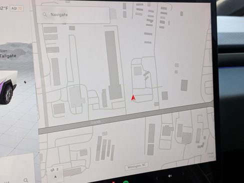 Used 2024 Tesla Cybertruck AWD Crew Cab image 22