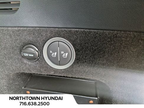Used 2025 Genesis GV80 2.5T Standard AWD/4WD image 41