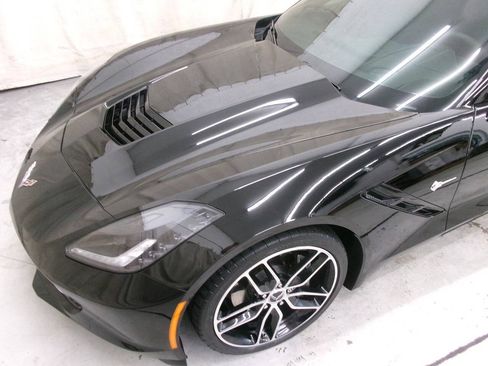 Used 2016 Chevrolet Corvette Stingray Coupe w/ 3LT Preferred Equipment Group RWD image 6