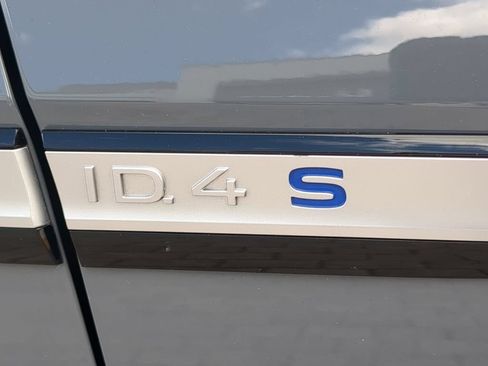 Used 2023 Volkswagen ID.4 S RWD image 12