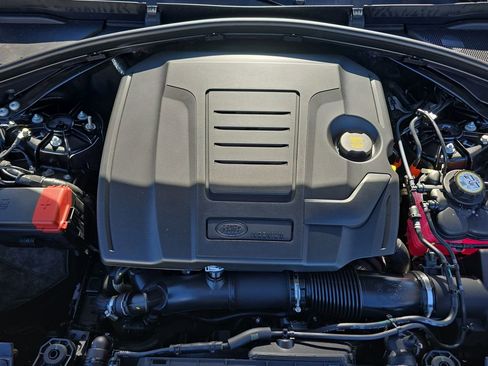 New 2026 Land Rover Range Rover Velar S image 31