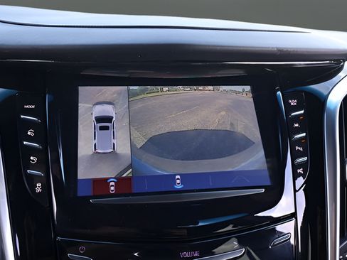 Used 2020 Cadillac Escalade Platinum AWD/4WD image 30