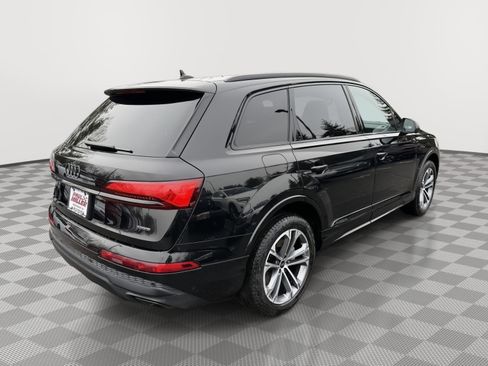 Used 2025 Audi Q7 2.0T Premium w/ Convenience Plus Package image 6