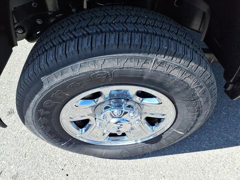 New 2026 RAM 2500 Tradesman w/ Chrome Appearance Group image 10