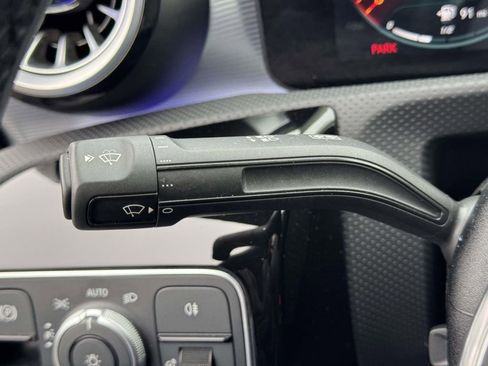 Used 2022 Mercedes-Benz CLA 250 4MATIC image 21