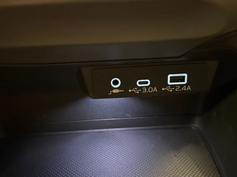 Used 2024 Subaru Crosstrek 2.0i Premium w/ Popular Package #4 image 15