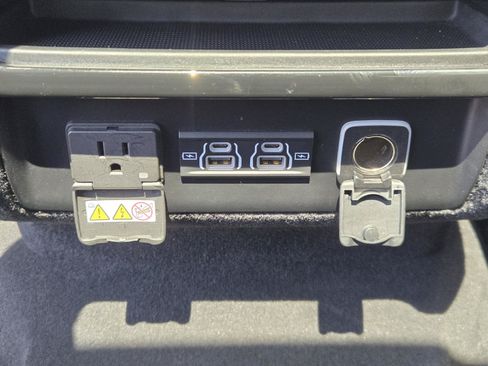 Certified 2022 Jeep Wagoneer Series II w/ Premium Group I RWD image 27